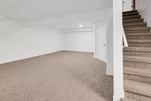 3808 Chimney Hill Dr, Valparaiso, IN 46383 - Photo 18