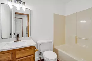 3808 Chimney Hill Dr, Valparaiso, IN 46383 - Photo 14