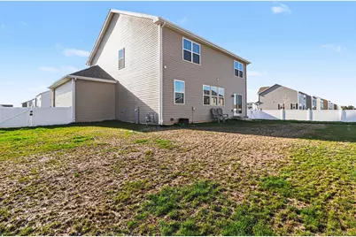 11211 Green Place, Winfield, IN 46307 - Photo 8