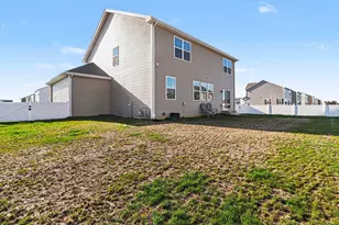 11211 Green Pl, Winfield, IN 46307 - Photo 8