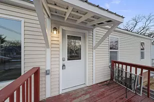 3049 Benton St, Lake Station, IN 46405 - Photo 2