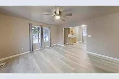 3049 Benton Street, Lake Station, IN 46405 - Photo 4