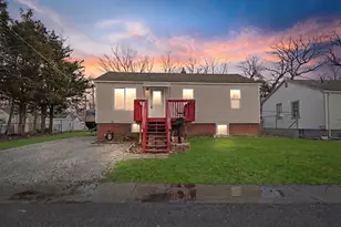 3049 Benton St, Lake Station, IN 46405 - Photo 1