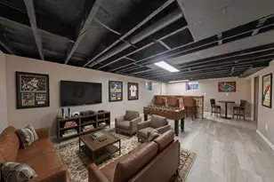 3049 Benton St, Lake Station, IN 46405 - Photo 14