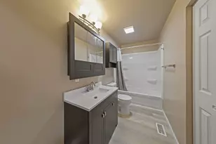 3049 Benton St, Lake Station, IN 46405 - Photo 12