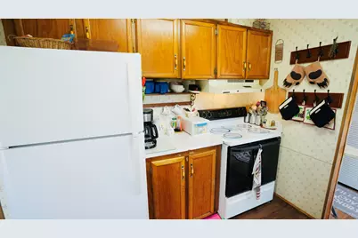 511 W Vine Street, North Judson, IN 46366 - Photo 4