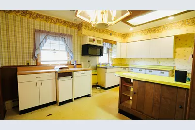 4350 S 200 E, Knox, IN 46534 - Photo 6