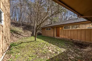 2671 E 800 N, La Porte, IN 46350 - Photo 34