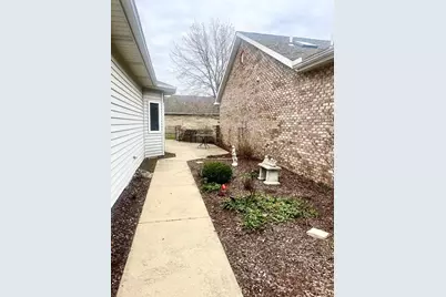 1649 Redbud Drive, Hobart, IN 46342 - Photo 12