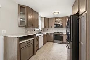 12358 Tippecanoe Pl, Crown Point, IN 46307 - Photo 10