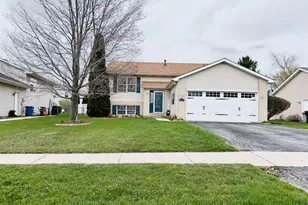 12375 Tippecanoe Pl, Crown Point, IN 46307 - Photo 2