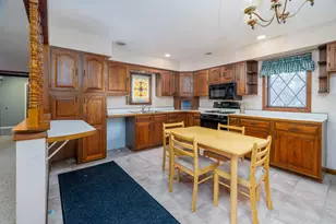 310 E Lincoln St, Kentland, IN 47951 - Photo 32