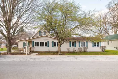 310 E Lincoln Street, Kentland, IN 47951 - Photo 1