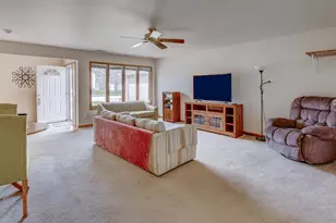 6935 Swan Ln, Schererville, IN 46375 - Photo 2