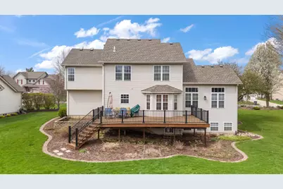 3204 Clairborne Crossing, Valparaiso, IN 46385 - Photo 4