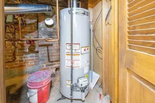 1305 Indiana Ave, La Porte, IN 46350 - Photo 30