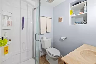 1305 Indiana Ave, La Porte, IN 46350 - Photo 16