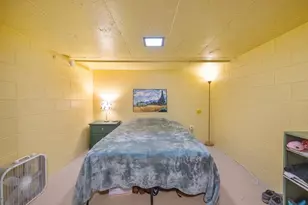 1305 Indiana Ave, La Porte, IN 46350 - Photo 24