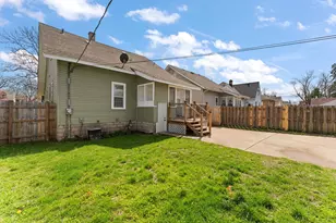 7208 Monroe Ave, Hammond, IN 46324 - Photo 32