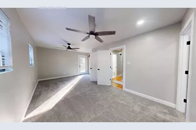 1033 E 51st Place, Gary, IN 46409 - Photo 16