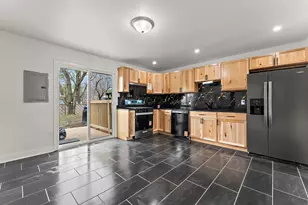 611 Old Forge Rd, Valparaiso, IN 46385 - Photo 8