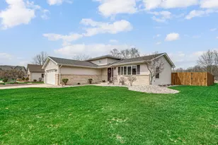 500 Countryshire Ct, Griffith, IN 46319 - Photo 2