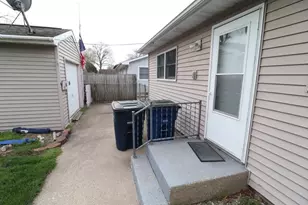 629 Superior St, Michigan City, IN 46360 - Photo 6