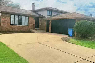 939 Devonshire Ln, Dyer, IN 46311 - Photo 2