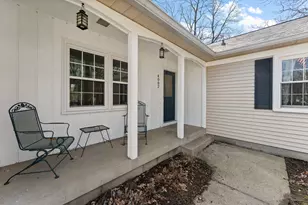 4002 Sleighbell Ln, Valparaiso, IN 46383 - Photo 2