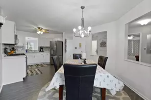 5816 Iris Ln, Schererville, IN 46375 - Photo 6