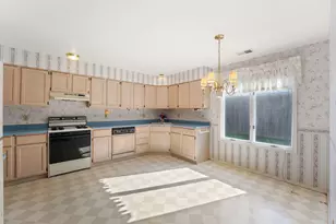 823 Spruce Ln, Schererville, IN 46375 - Photo 6