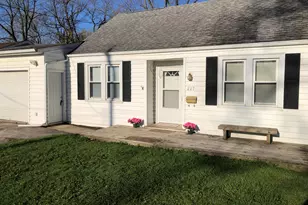 227 Mill St, Lowell, IN 46356 - Photo 2