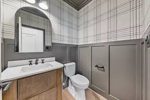 9523 Hook St, Highland, IN 46322 - Photo 12