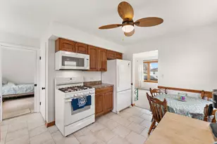 217 W 40th Pl, Griffith, IN 46319 - Photo 8