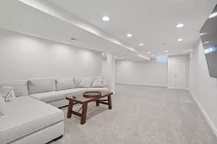 7800 W 91st Pl, Crown Point, IN 46307 - Photo 24