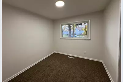 6637 S McCook Avenue, Hammond, IN 46323 - Photo 14