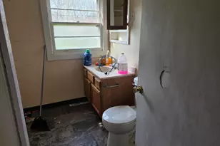 437 Fairmount Rd, Kingsford Heights, IN 46346 - Photo 4