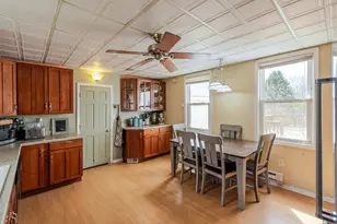 2402 Linda Rd, Valparaiso, IN 46383 - Photo 6