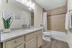 545 N Oakwood St, Griffith, IN 46319 - Photo 12