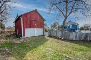 134 N Fremont St, Lowell, IN 46356 - Photo 32