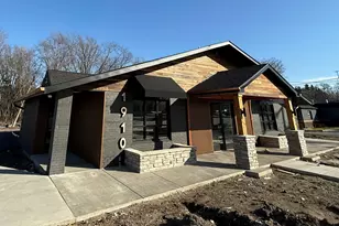 1910 Calumet (North-East Suite) Ave, Valparaiso, IN 46383 - Photo 1