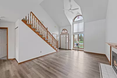 1361 W 94th Court, Crown Point, IN 46307 - Photo 4