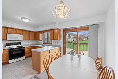 1361 W 94th Court, Crown Point, IN 46307 - Photo 6