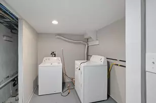 4327 Vermont Ct, Gary, IN 46409 - Photo 14