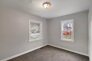 4327 Vermont Ct, Gary, IN 46409 - Photo 8