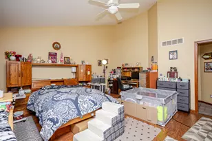 15 Vine Dr, Hebron, IN 46341 - Photo 10