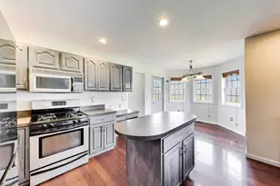 766 Wigeon Ct, Valparaiso, IN 46385 - Photo 10