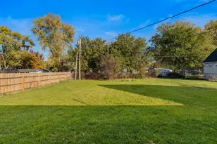 767-1 Heritage Rd, Valparaiso, IN 46385 - Photo 18