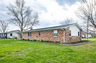 105 N Homer Ln, Wolcott, IN 47995 - Photo 4