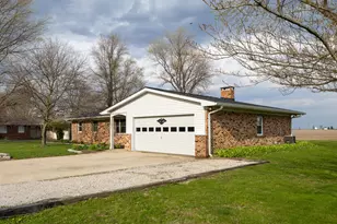 105 N Homer Ln, Wolcott, IN 47995 - Photo 1